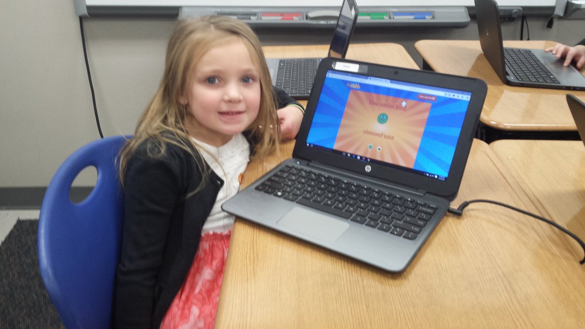 SShepReads's tweet image. Great last day of #CSEdWeek #HourofCode #CodeIowa @IowaSTEM