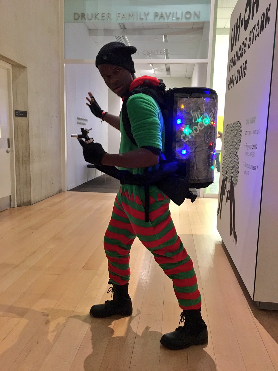 mfaboston's tweet image. Doors are open &amp;amp; @ToryShiloh is heading outside with a backpack full of hot chocolate! #mfaNOW