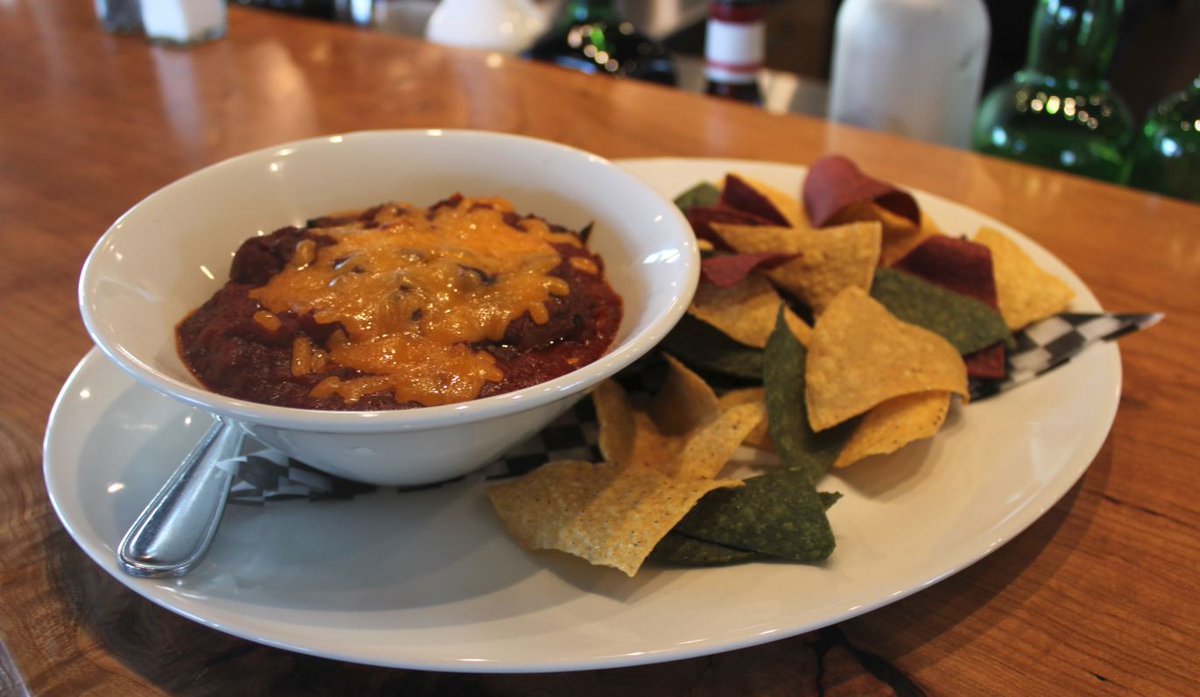 Comfort food is a necessity with this cold weather - let Spicy Chili solve your problems #ComfortFood #Yummy #YYC #BigTsBBQ