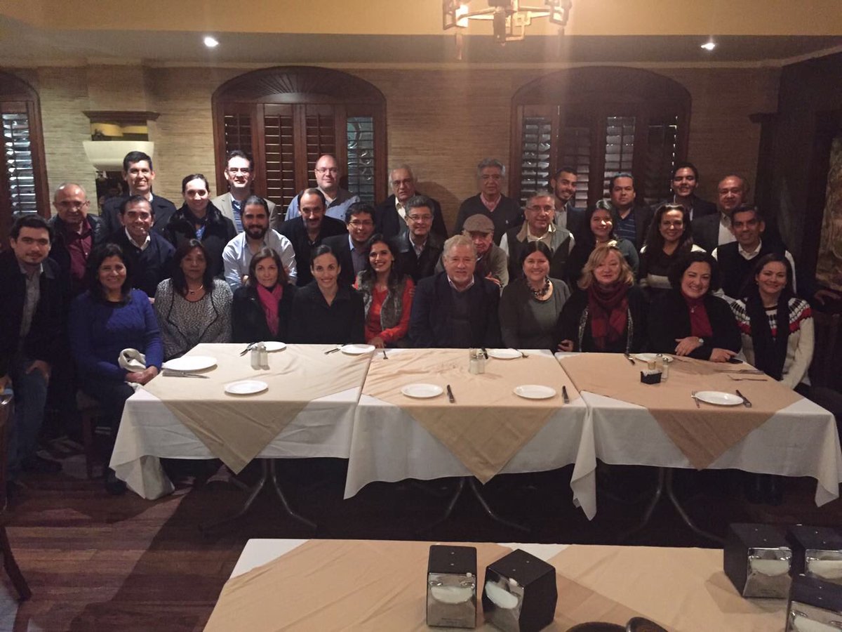 asqmty's tweet photo. Excelente noche la de anoche! Posada ASQ Monterrey 2016! https://t.co/lJ3RLWqtng