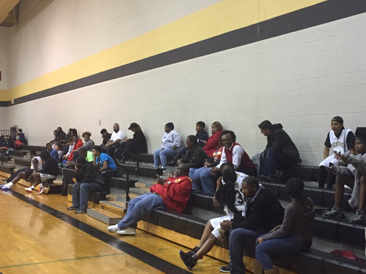 G_Schleeter's tweet photo. #EaglesNest is full for Girls π #ALLInExpectToWin https://t.co/ts4onYTKiz