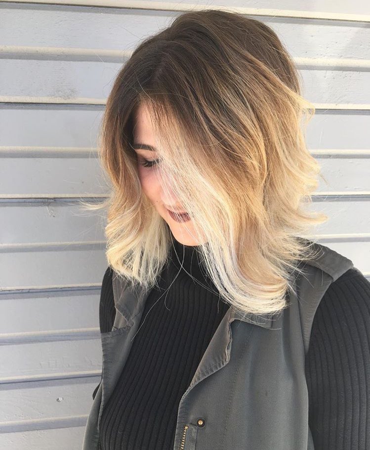 Rach_Reinheimer's tweet photo. Just a little blonder... More... More #coloraddiction https://t.co/rw9zfv8IBm