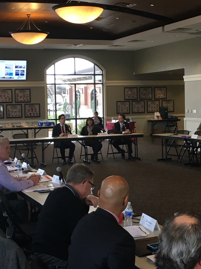 Dan, Virginia and Dave presenting Amtrak of the SJ @PartnershipSJV great opportunity to take the train.
@SanJoaquins