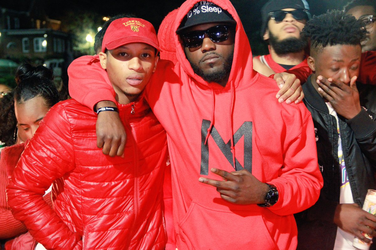 DON1Mo_'s tweet photo. Lil Dez, that's my dawg for life now.... #LLPax https://t.co/XKS4DxNdAT