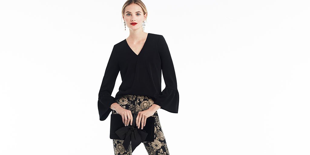 AnnTaylor's tweet photo. Want just a touch of drama without being over-the-top? We say, reach for fluted sleeves. Shop now: https://t.co/E6vvBuRWgb #AT3Ways https://t.co/YPASmhFZLW