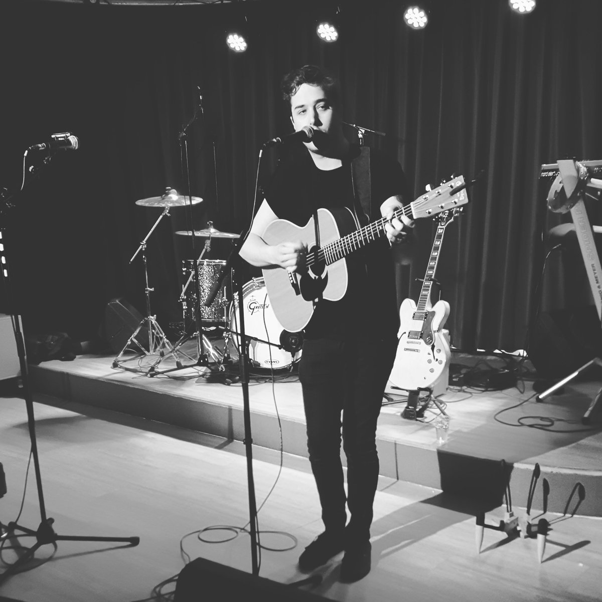 beautiful_town's tweet photo. Great night at @TheGulbenkian to finish our year of gigs - thanks to @NewOldWorldBand @wolfesunday & #WilliamThomas #canterbury #btmpresents https://t.co/1T6lJ0fHY9