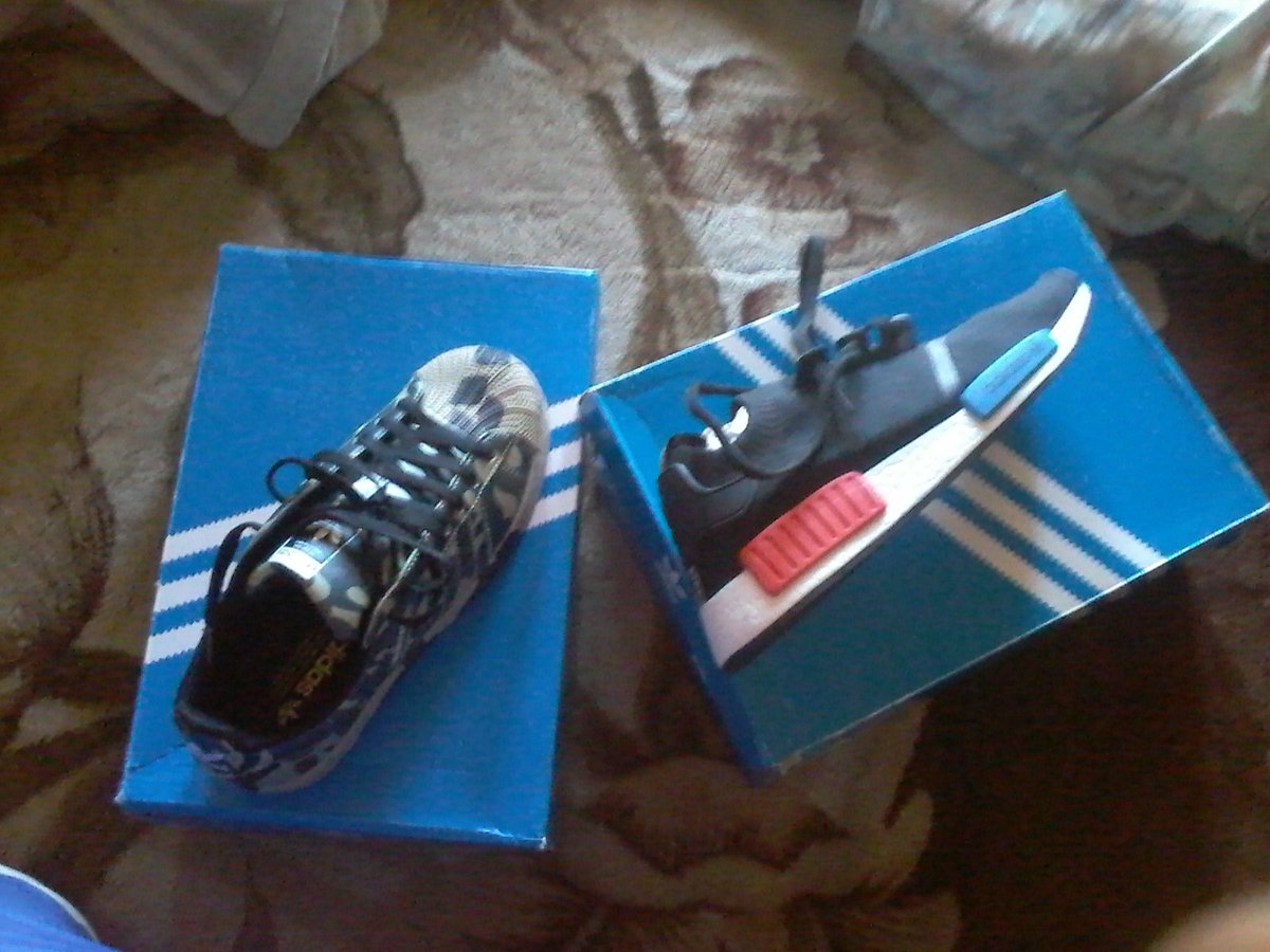 Hermanmeter's tweet image. Talking about kicks