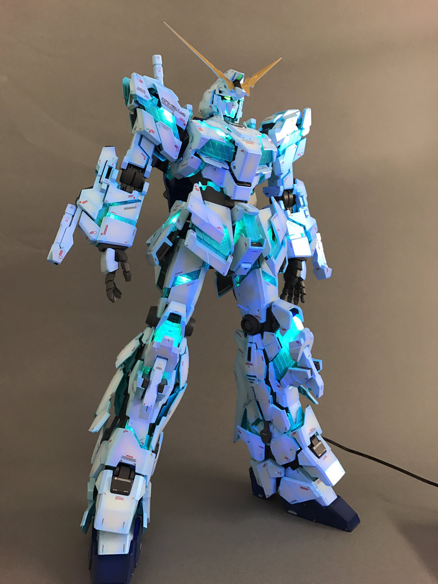 ユニコーンガンダム フルサイコフレーム PG サイコフレームの発光をパーフェクトシリーズで再現！「PG RX-0