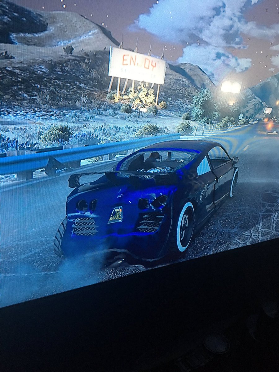 totess_'s tweet photo. Rain I found your car in Gta @FaZe_Rain @FaZeApex @FaZeBlaziken @FaZeClan @JohnScarce @sssniperwolf #FaZe #R8 #GTAV https://t.co/Z9tRxhZeOh