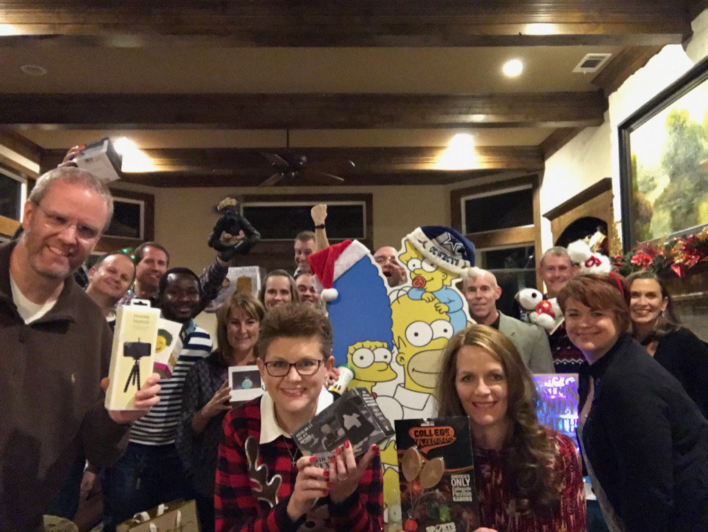 andthehardplace's tweet photo. White Elephant gift night. https://t.co/FzojQb5pEZ