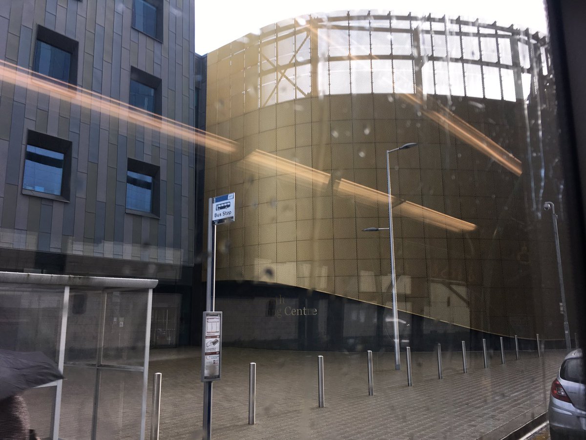 MomentsofDither's tweet photo. Queen Elizabeth Hospital, Glasgow https://t.co/zzGLAaWEz0