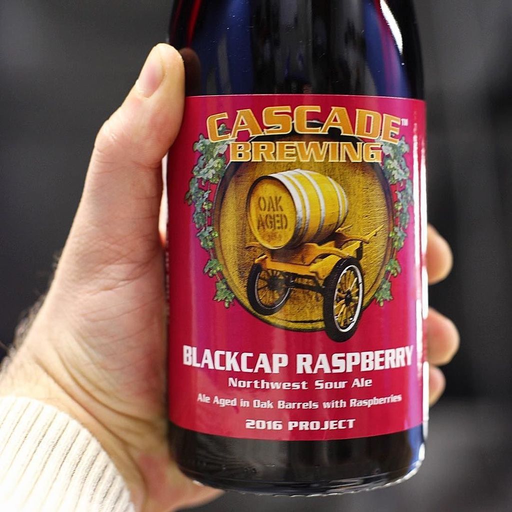 Craftshackbeer's tweet photo. We found this year's stocking stuffers! 🎄🎁#CascadeBrewing #BlackcapRaspberry #CraftBeer -- https://t.co/9ZOq4DrDLm https://t.co/nnnnY6XMcJ
