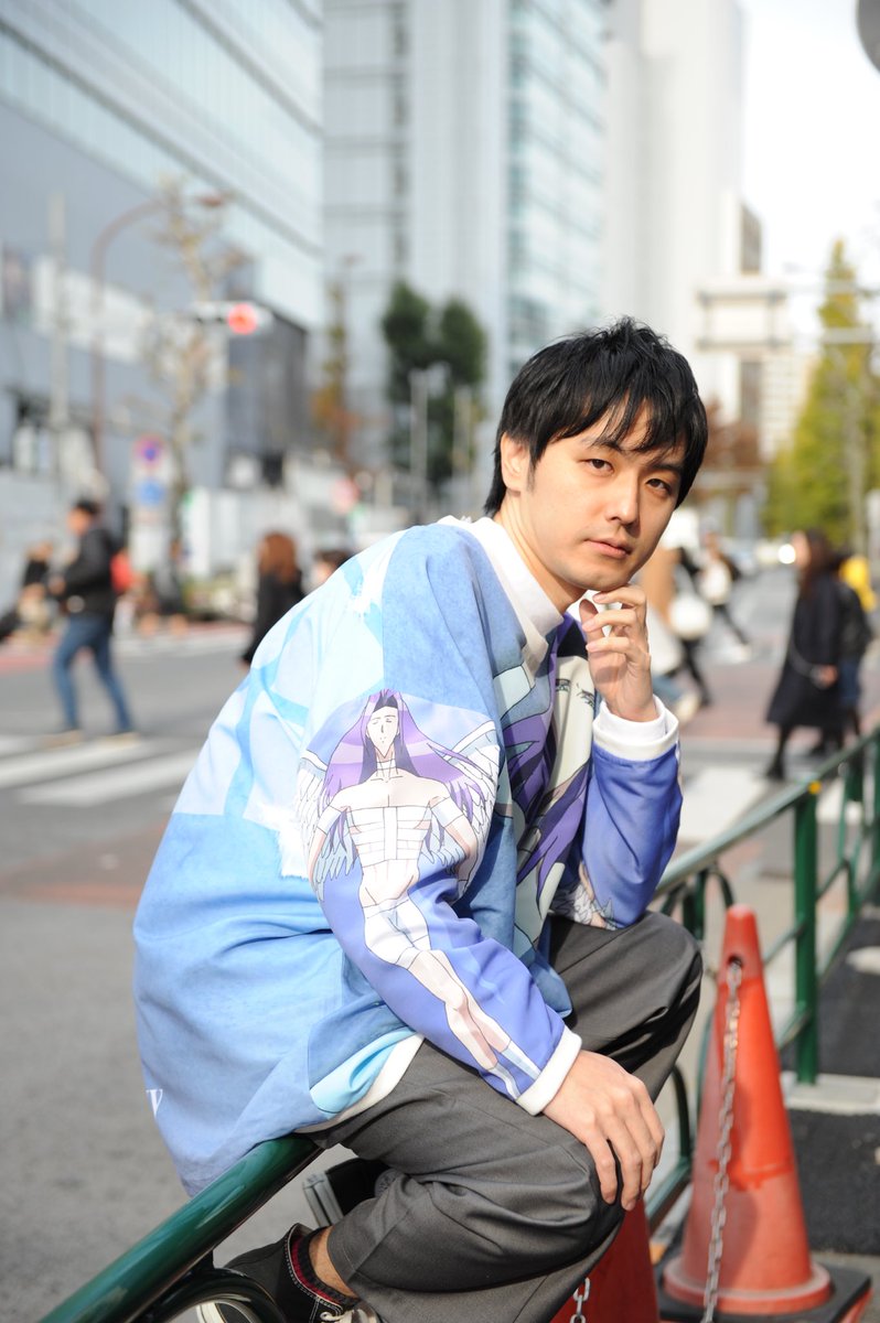 学園ハンサムさん専用 📢速報📢】 学園ハンサム×スピンズのコラボトップスをまさかの😱😱美剣