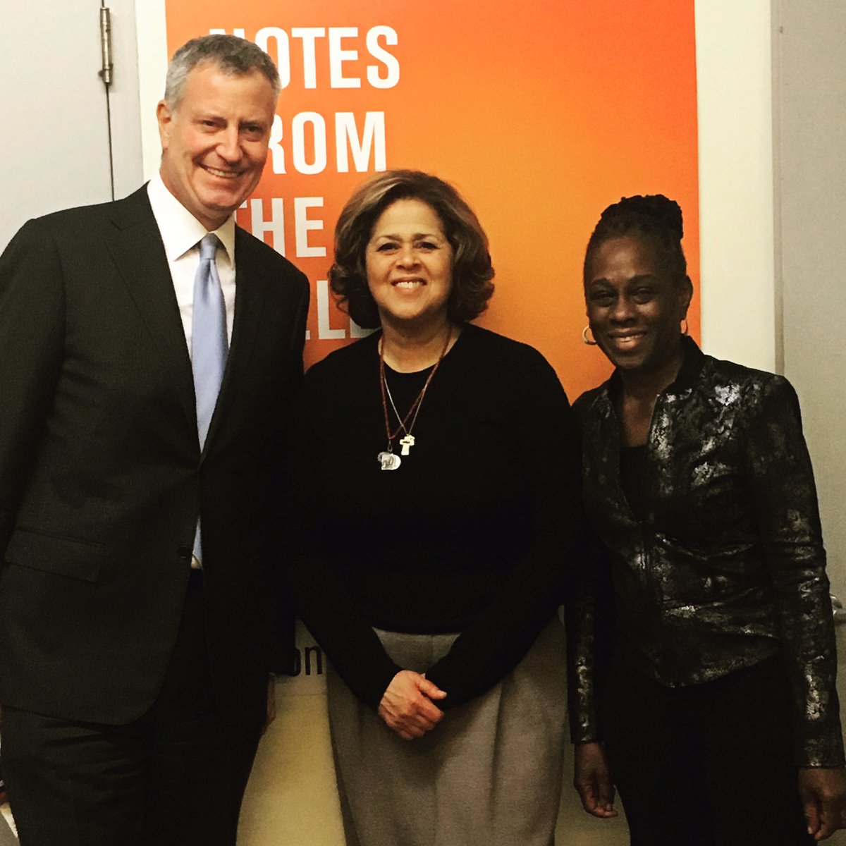 2STNYC's tweet photo. What an absolute thrill to have had @NYCMayor Bill de Blasio &amp; @NYCFirstLady Chirlane McCray at #NotesFromTheField tonight! https://t.co/o3H9cNaJEx