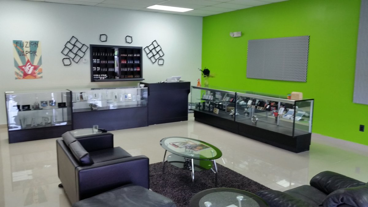 vapejuicejava's tweet image. Come and visit Vape Juice and Java shop in Margate , FL the address is
7460 Royal Palm Blvd Margate, FL 33063-6881