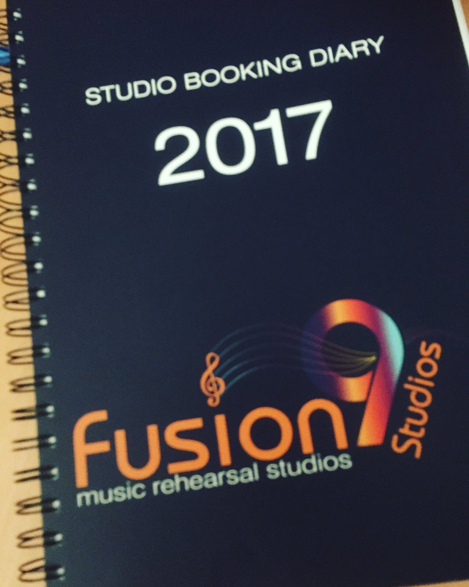fusion_9studios's tweet photo. 2017 bookings have started coming in🤗 https://t.co/9LK6aYK6W5