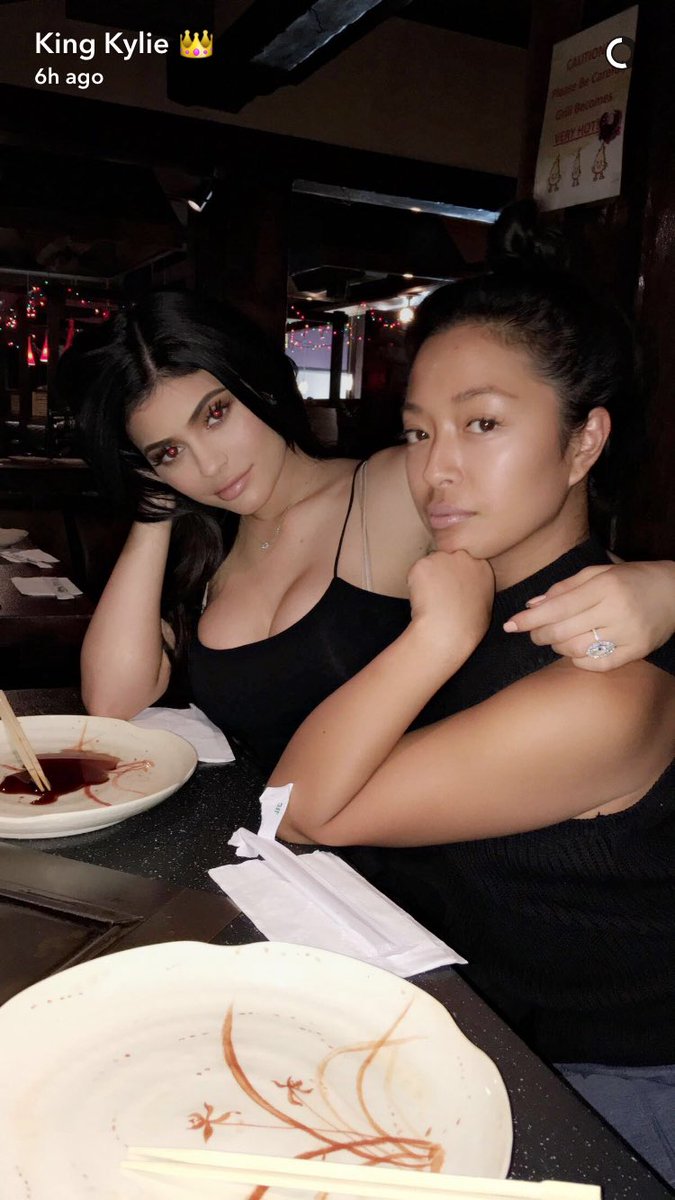 sighbergal's tweet image. nag chowking ata sila kylie