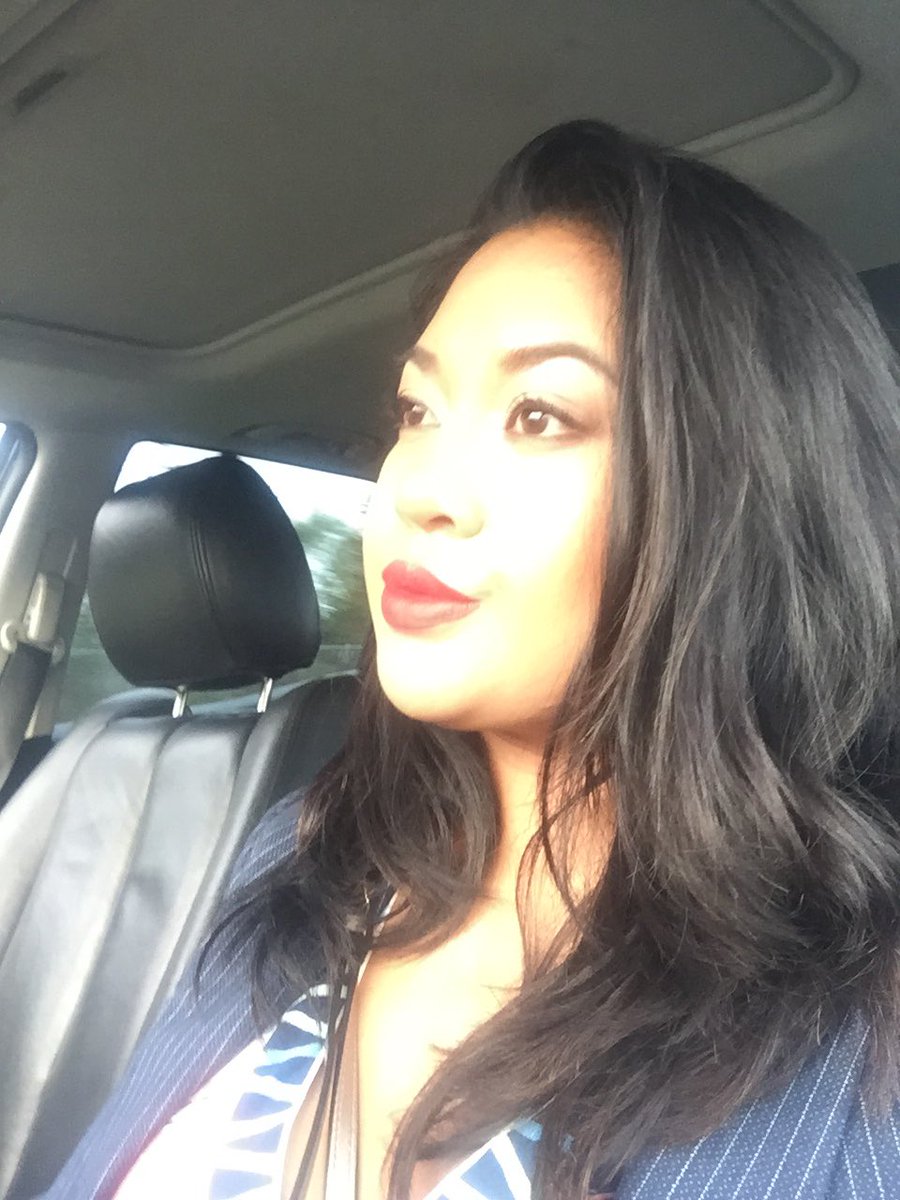 FullBeautyByAMC's tweet photo. I've been working out so much I hardly wear make up. That can't happen any more! #MUA #GYMLIFE https://t.co/mY8fZQ7Vcq