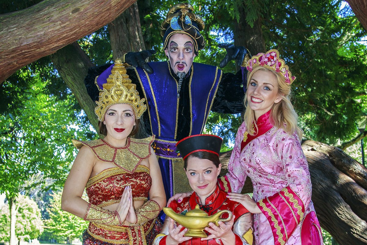 BarnstaplePanto's tweet photo. *Opening performance of Aladdin is at 2pm today* Eeeek! The perfect festive treat....have you got your tickets yet? #Barnstaple #Panto https://t.co/bPTFcIedcI