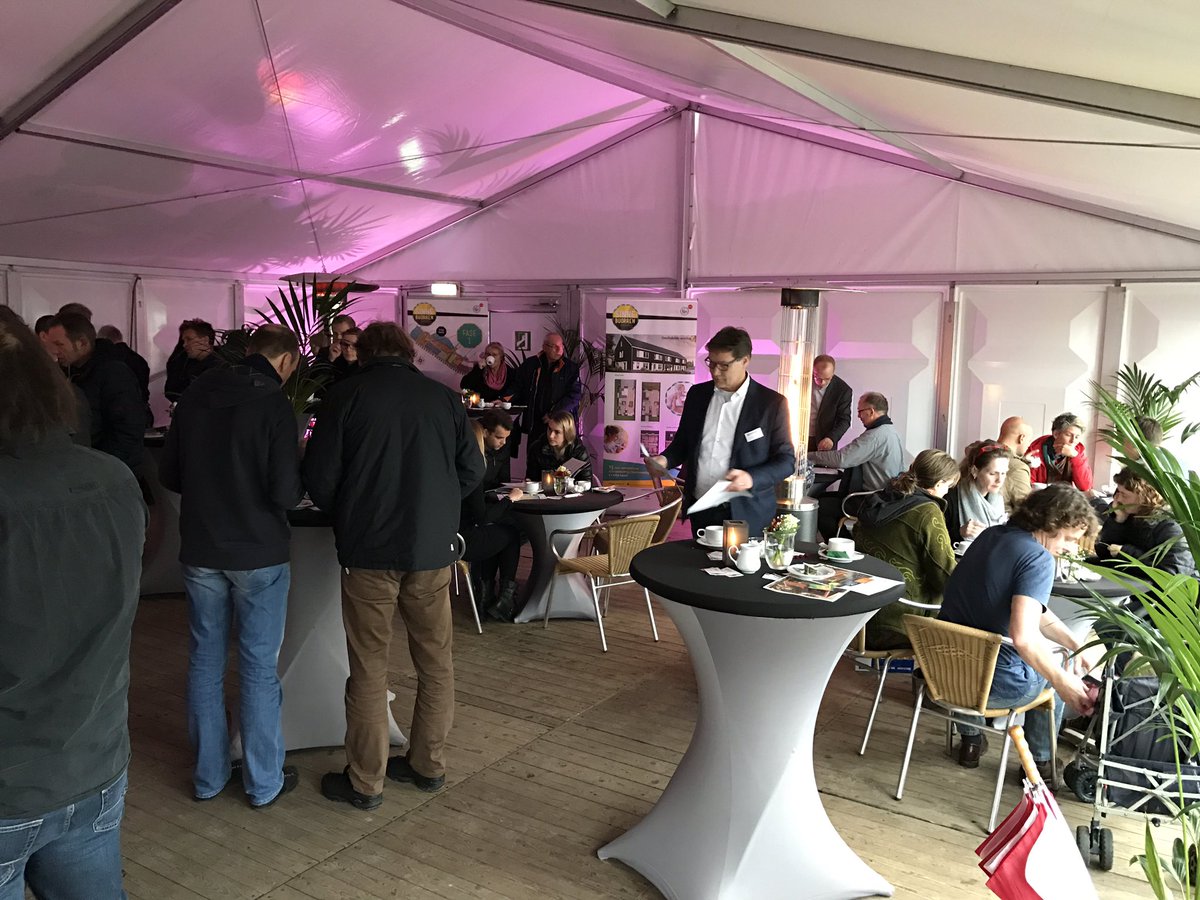 Enorm veel belangstelling bij de start verkoop van de eerste NOM woningen in Akkrum #trots <a href="/VanWijnenGroep/">Van Wijnen</a>