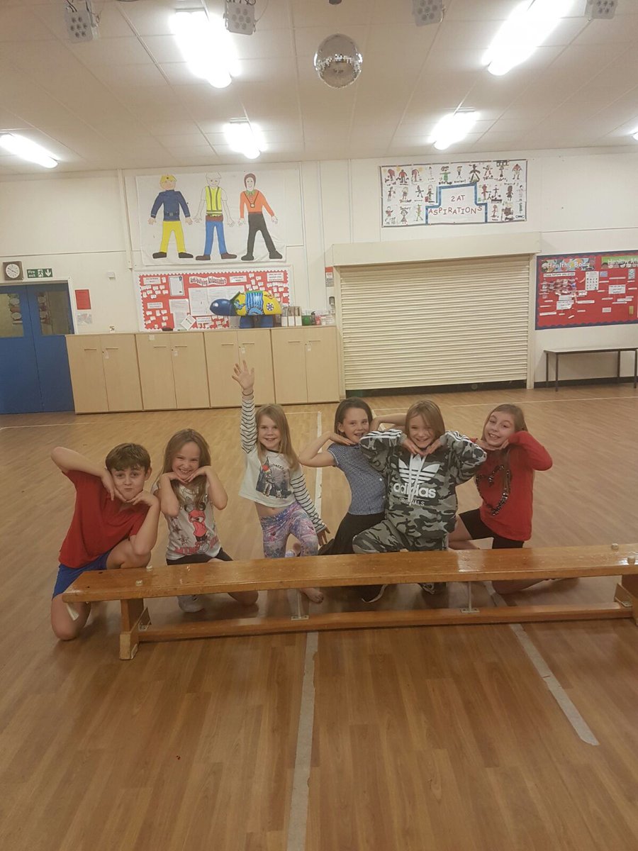 PremEd_NESNN's tweet photo. Well done to the Dance clubs at Red Oak Primary, Ludham Primary and Acle St Edmund Primary, all putting on great performances this week https://t.co/gbn7xXbYHG