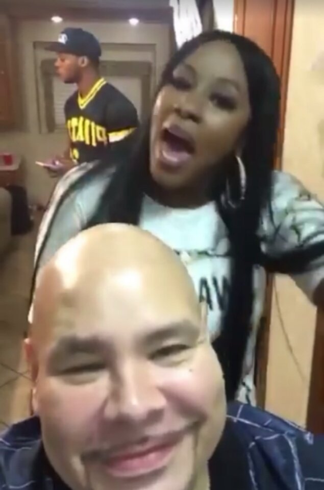 TRAPSTAR_SEASON's tweet photo. @fatjoe is the realest nigga to touch rap. On my momma @RealRemyMa @Papooseonline  #TSquad #remyistooreal&amp;sexy #papiswaytoonice4niggaz # https://t.co/fIJJ0Lbiu2
