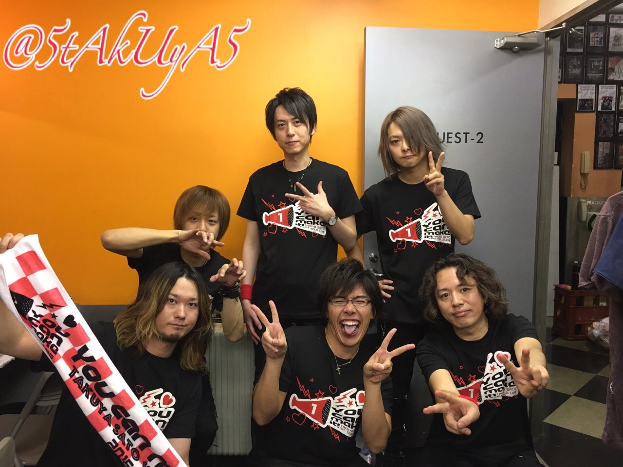 佐藤拓也 佐藤拓也1stソロライブ You Can Make It 無事終了です 素晴らしいオーディエンスと素晴らしいバンドメンバーに支えれて やれました 本当にありがとうございました 今の僕は敢えて言うなら 出涸らし笑 また明日からひとつづつ 楽しく