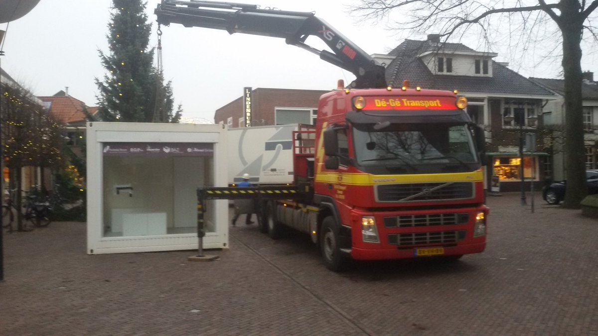 Hij staat! Met dank aan Dunnewind groep.