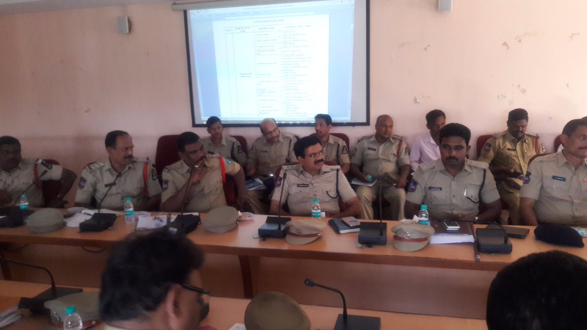 conducted 5s implementations class by Insp Abids to all ACP’s, Insp’s &amp; Admin SI’s,Station writer’s, under Guidelines of DCP C/Zone
