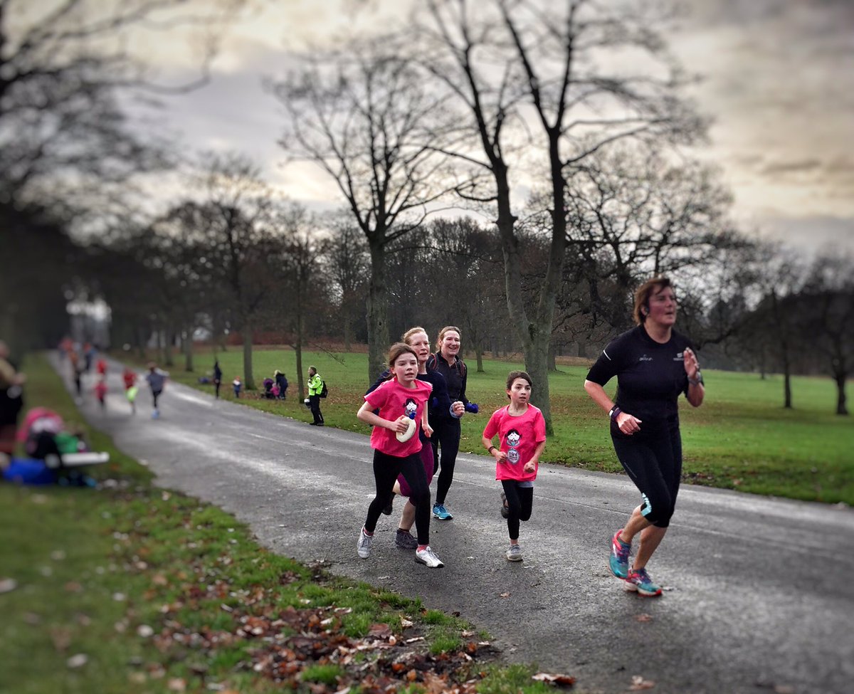 RobML74's tweet photo. @parkrunUK So proud of my @minimermaiduk completing @roundhayparkrun in just over 30 minutes ! #goscarlett #minimermaid https://t.co/IrX0waLmSq