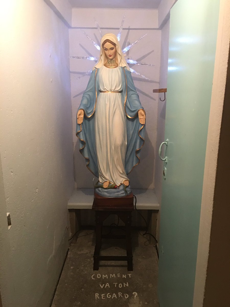 bezos2's tweet image. 