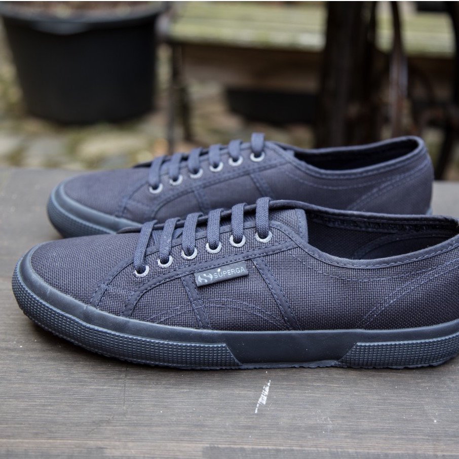 superga total navy