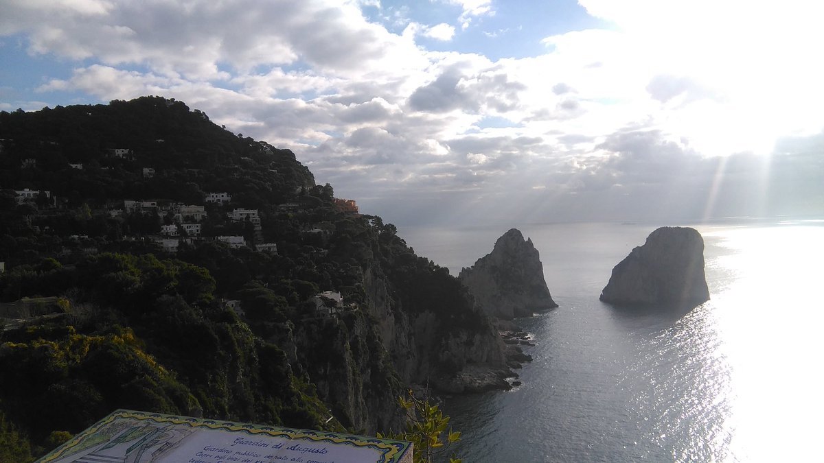 DanieleMorgera's tweet photo. @VisitCapri  Riaprire #viaKrupp con una gestione in concessione ai privati? La cittadinanza si divide. Alle 9  #inviatoSpeciale @Radio1Rai https://t.co/8TAdBOh1Cq