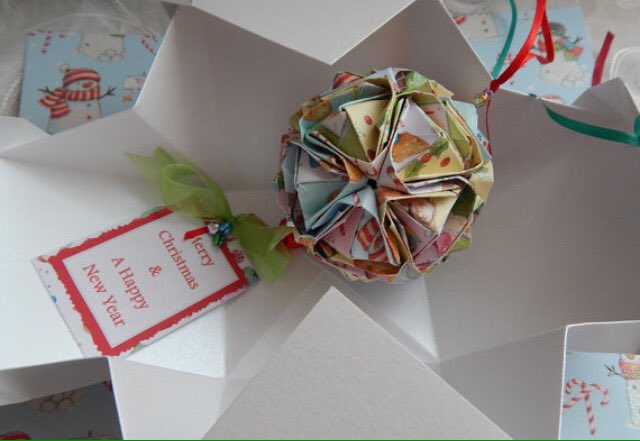 KatamiKeepsakes's tweet photo. All #christmasdecorations have now been #reduced to spread a little #christmasjoy #handmadekeepsake #handmadegift https://t.co/LJwuwzIW3g 🌸 https://t.co/gazvikEZmw
