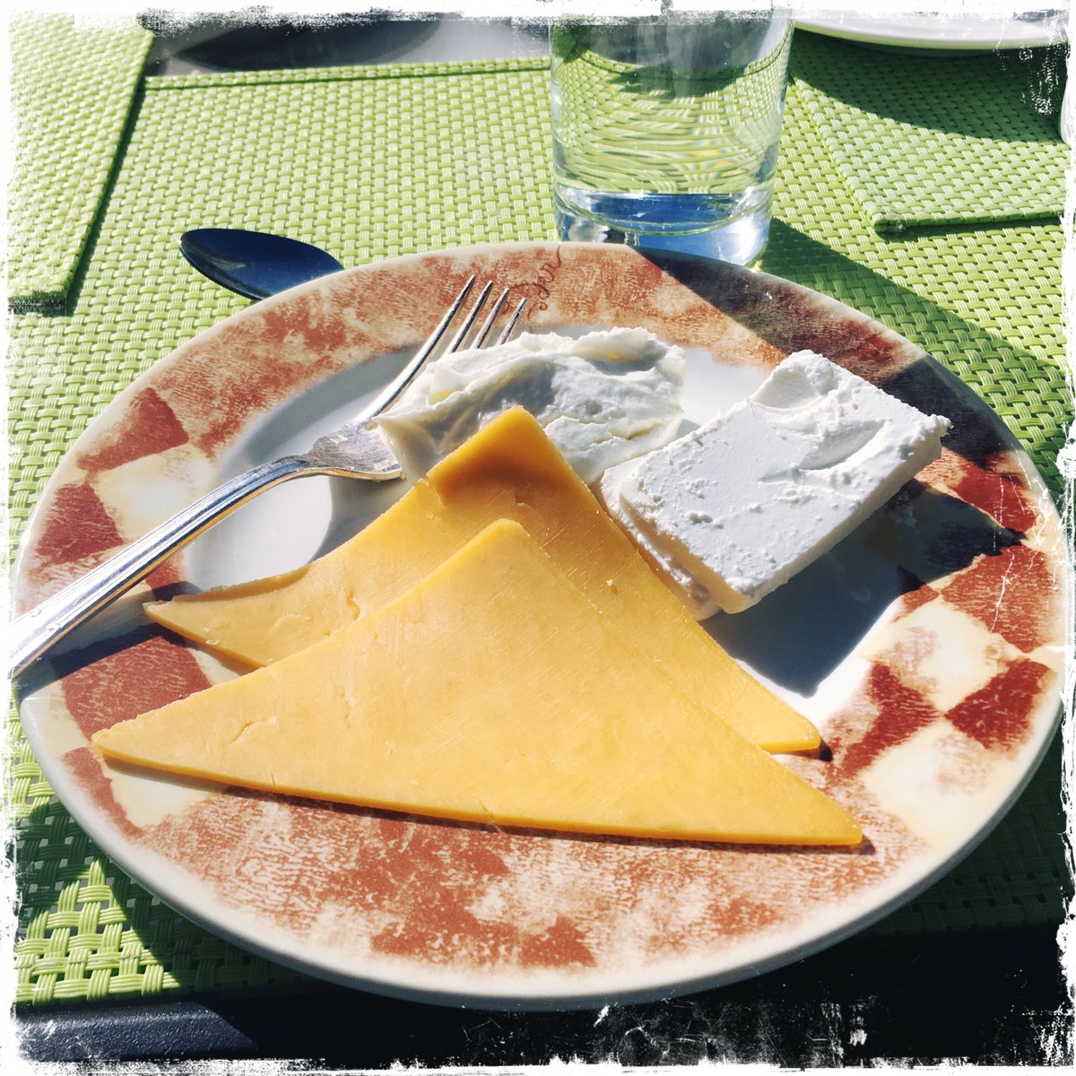 sukraeftner's tweet photo. my #lowcarbbreakfast today #holidaymode #holidaymood #703imbahrain #LCHFselfexperiment #ketogenicdiet #balance #antiaging https://t.co/NJUvCdNuxC