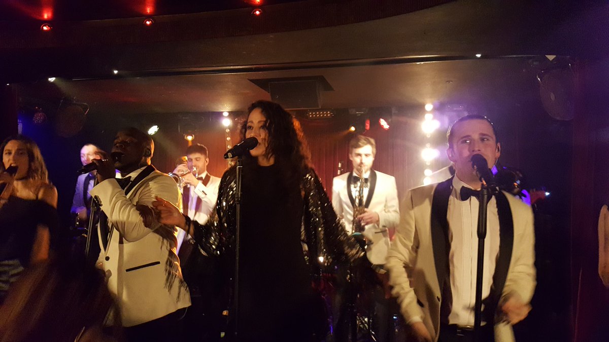 Had a fantastic night out at the @The_Arts_Club in Mayfair with @ClaireBMcGill and #DavidSullivan. #DowntownAllstars were amazing, as ever.
