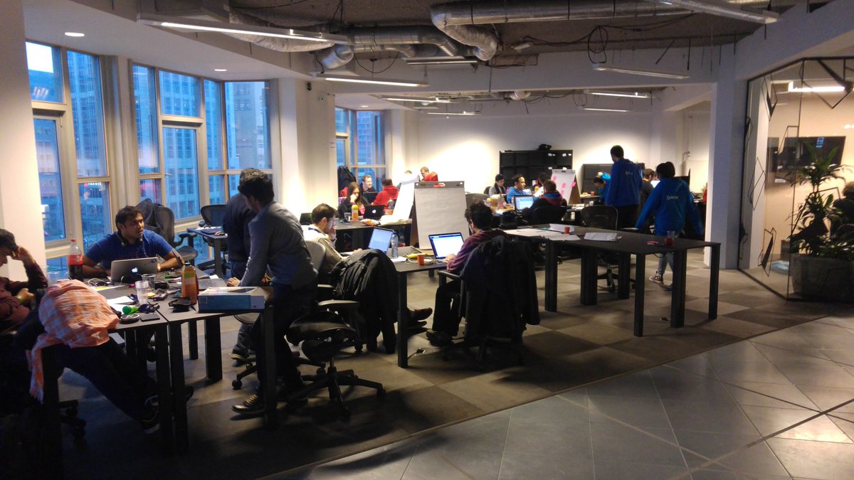 GeodanMaps's tweet image. Everybody is waking up and having breakfast. We're right behind you guys, shoot if you have any questions. #geodanmaps #dutchhack16