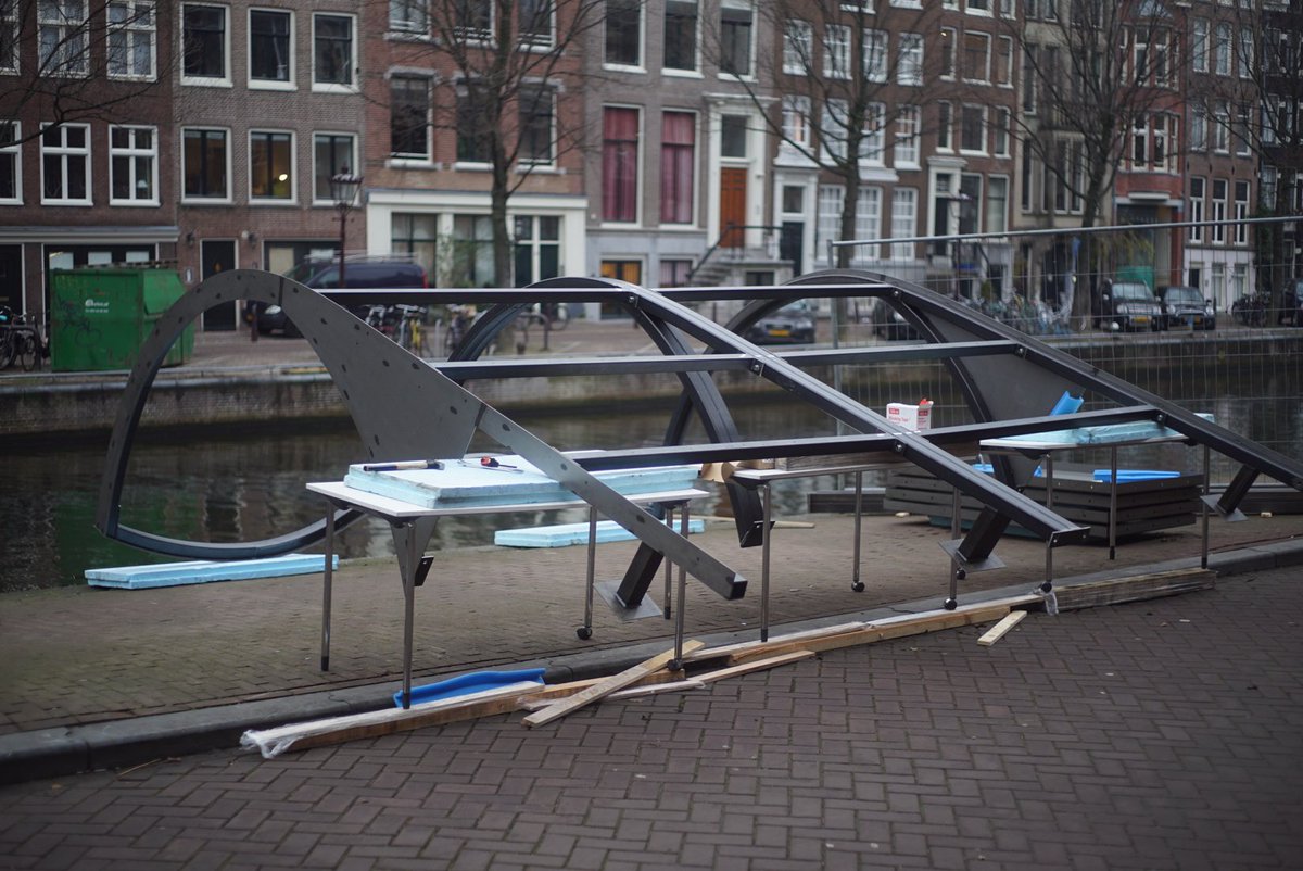 The frame is put together! <a href="/AmsterdamLight/">Amsterdam Light Festival</a> #FromTwenteWithLove