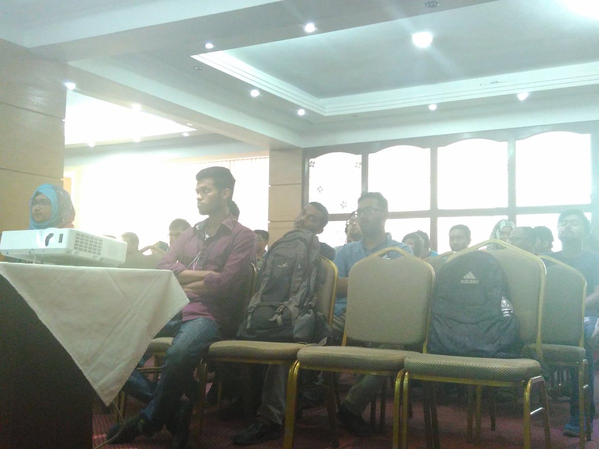 Salman_Desh's tweet image. WebVR@Dhaka; now session taking by @Z547Khalid .. #WebVRDhaka @mozTechSpeakers @MozLearn @MozParticipate @mozillareps