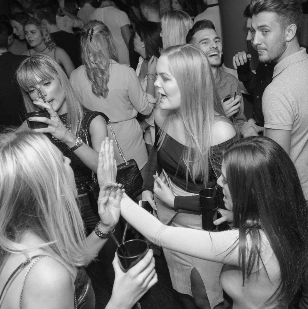 ctznbar's tweet image. Tonight our music spreads across #2Rooms with strong vibes in both .. Free entry before 10… ift.tt/2hwEAYB