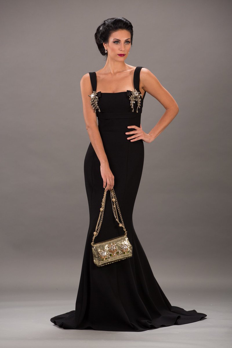 SWONEFashion's tweet photo. Live the celebrity experience with SW ONE by Sawsan Waleed! 
Dress and clutch by: @dolcegabbana #SWONEExperience https://t.co/SxO3c9PLJh