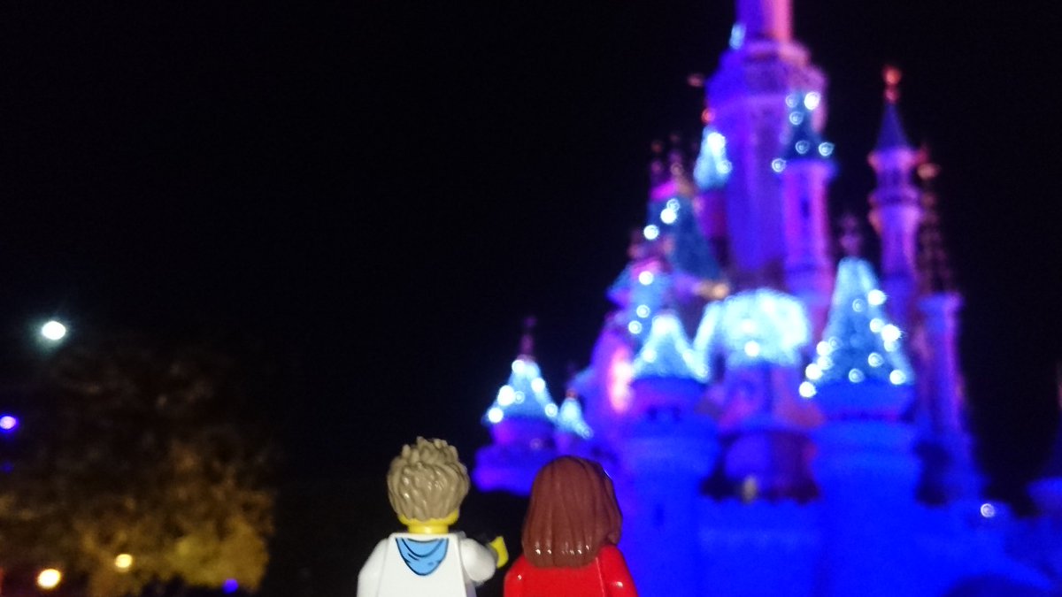 DisneylandParis #Disney #holidays #LEGO #minifigs #TLPLegotraveller