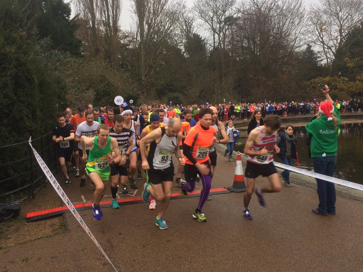 And they're off! #osterley10k <a href="/ealingeagles/">Ealing Eagles</a> <a href="/EalingHalf/">Ealing Half Marathon</a> #NTActive