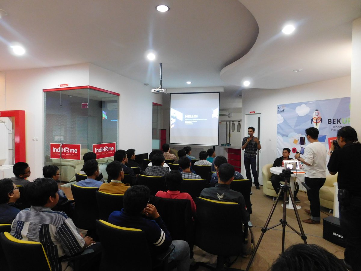 indigospacesub's tweet image. Acara Dokumentasi Kopdar komunitas #pythonid #surabaya.py Surabaya di @DiLoSurabaya Sabtu, 10 Des 2016