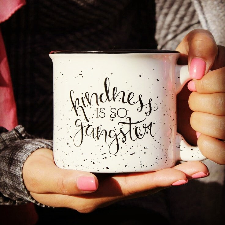 Monaper29's tweet photo. Day 369. I'm diggin' this mug ☕💗 #kindness #coffee #100plusdaysofhappiness  @aliyahobrien @coyotegrrrl18 @Qbonbon @swcoffee @iced17 @lydaly https://t.co/QsMtDGp9rx