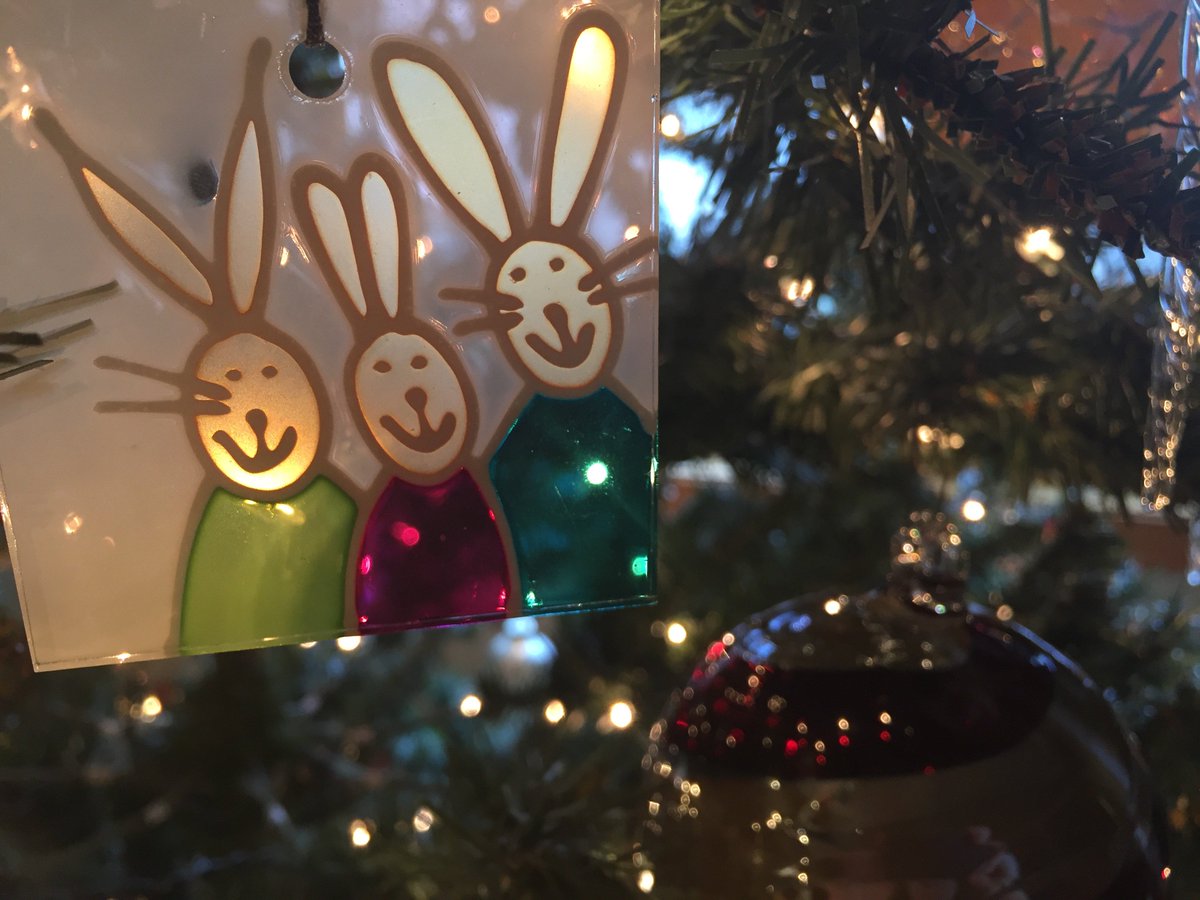 Thump_Bolt's tweet image. Day 10: We're slightly concerned about the missing whiskers on the middle guy...oh wait...we don't have whiskers either. #RabbitsofChristmas