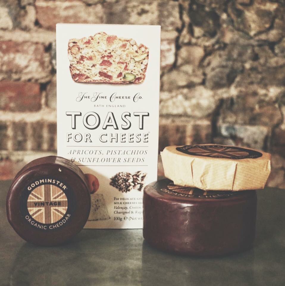 thegrocershops's tweet photo. Toast for Cheese &amp; Vintage organic cheddar #greattaste https://t.co/s1ODQVlM0r