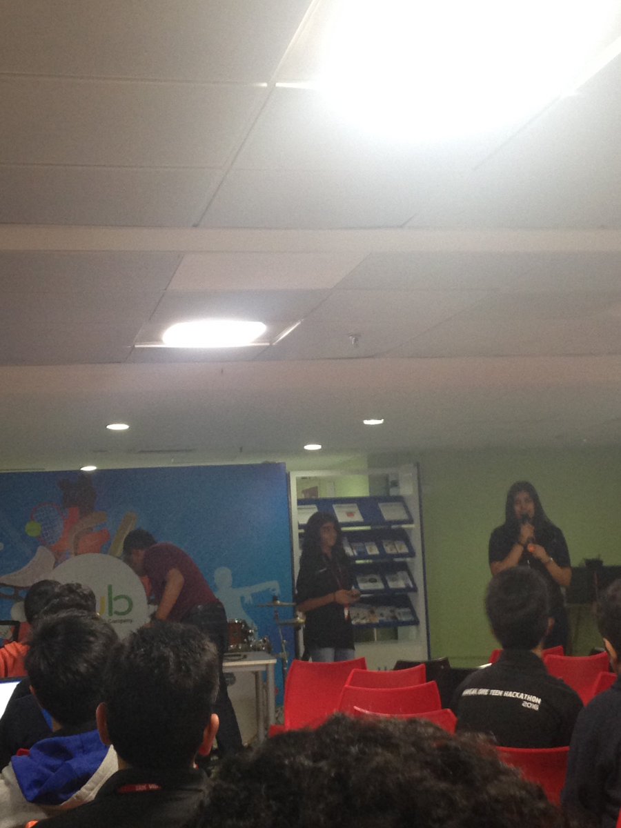 raoranji's tweet photo. @IBMBluemix fun evening begins with a lovely voice of Isha Prabesh #sparkteens with a band organized by @JazbaOrg #bluemix4teens https://t.co/GSV4hCpHqd