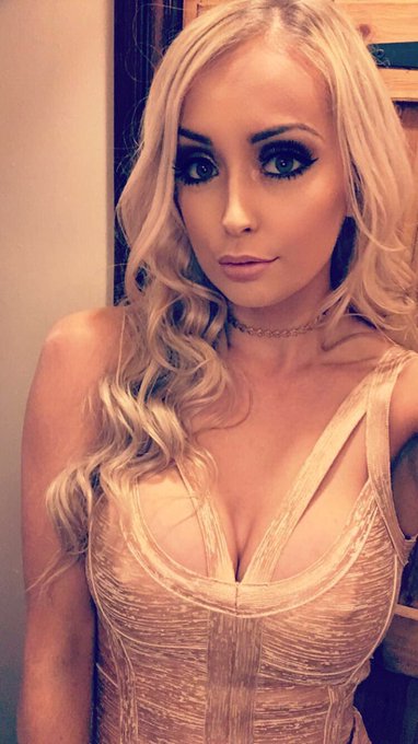 Works do last night 🎄🍾 https://t.co/j0AgoiYNy2<a href="/tag/wcw"class="tags"><span>#wcw</span></a>