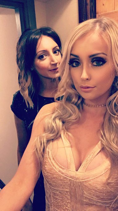 Works do last night 🎄🍾 https://t.co/j0AgoiYNy2<a href="/tag/wcw"class="tags"><span>#wcw</span></a>